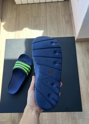 Тапки adidas 8