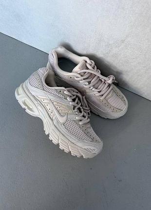 Жіночі кросівки nike air max moto 2k