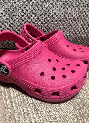 Оригінальні crocs c8 для дівчинки рожеві крокс 25 розмір
