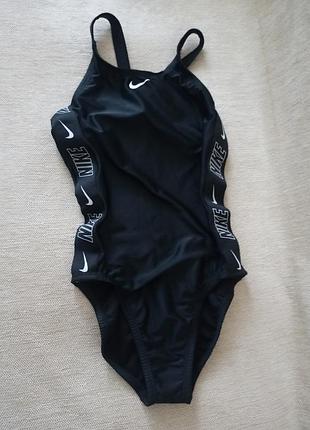 Купальник для подростка. nike.