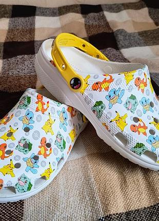 Сабо крокси crocs x pokémon classic clog