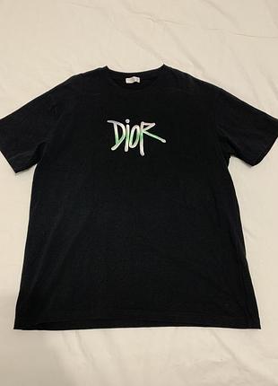 Чорна бавовняна футболка в колаборації dior x shawn stussy.