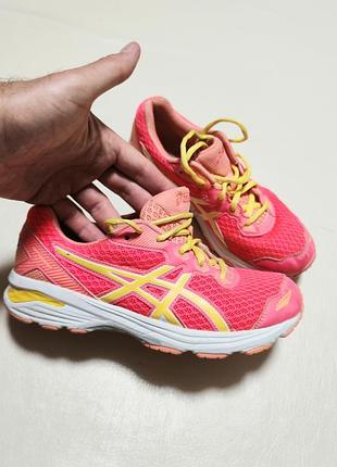 Кросівки жіночі asics gt 1000