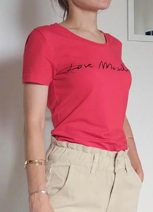 Футболка moschino xs червона