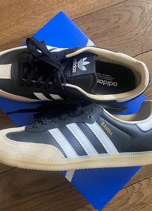 Кросівки adidas samba , нові, розмір 37 1/3 (23,5 см по устілці)