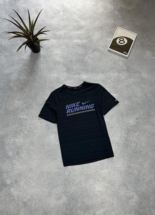 Футболка nike running
