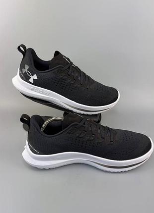 Чоловічі чорні кросівки under armour velociti 4 розмір 45