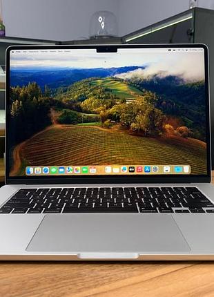 Макбук. air 15 2023. silver. m2. 8gb ram. 256 gb ssd. циклов зарядки 2. состояние openbox, 10/10.