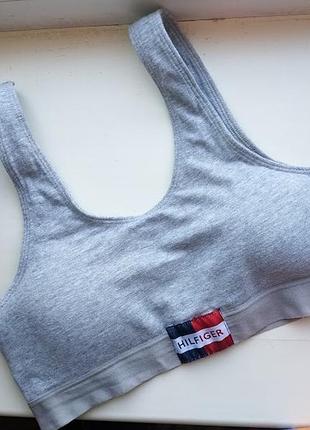 Топ tommy hilfiger