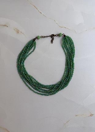 Коротке зелене намисто