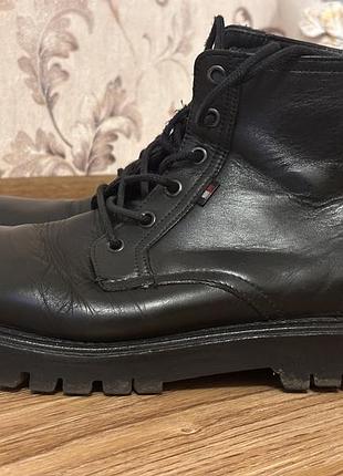 Чоловічі чорні шкіряні черевики tommy hilfiger premium casual chunky lth boot