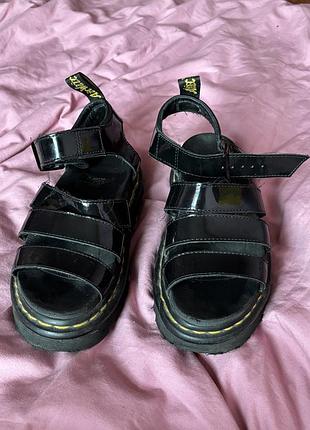 Босоніжки dr. martens 36