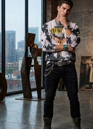 Свитшот мужской бренда h&amp;m.
замеры:пог-68см, длина изделия -78 см, длина рукава от шеи -80см.