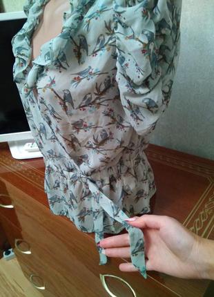 Нова брендова блуза шифон пташки, розмір s-m2 фото
