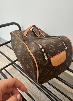 Вінтажна косметичка louis vuitton
