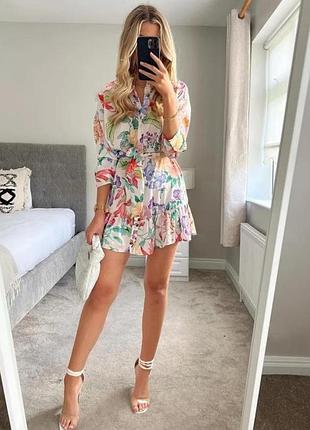 Платье атласное с поясом принт цветочные цветы zara xs s 3563/244