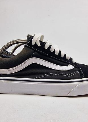 Классическая модель vans old skool в черном цвете