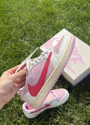 Air jordan x travis scott 1 low retro “tropical pink”