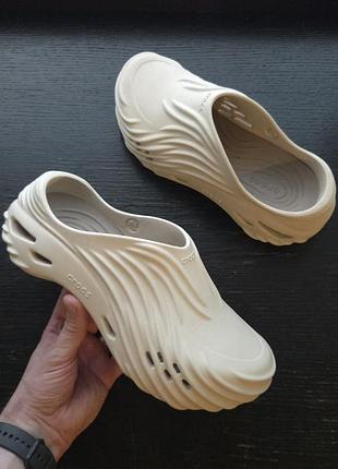 Crocs echo wave almond tint 2