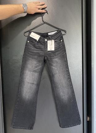 Штани bershka чорного кольору, нові.