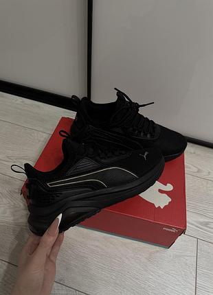 Оригінальні жіночі кросівки puma 40 розмір, устілка 25,5 см