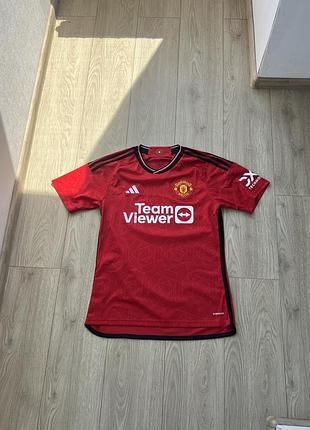 Футболка adidas