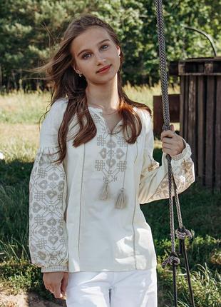 Вышиванка рутая (бежевая) для девочки
