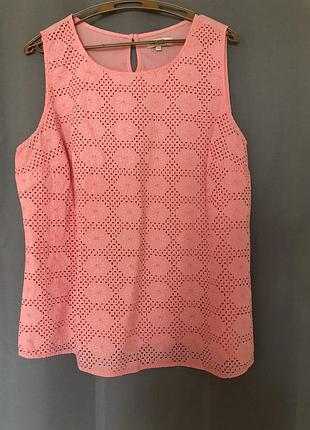 Майка топ из прошвы, размер l, xl, сзади застежка на одной пуговице