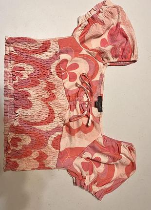Топ футболка вкорочена 🌸