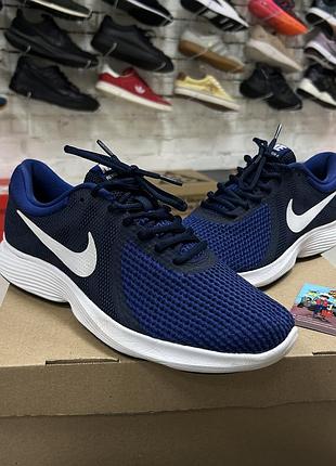 Чоловічі кросівки nike revolution 4 eu для бігу тренувань залу оригінал сітка легкі літні спортивні повсякденні базові якісні бу 43 р темно сині