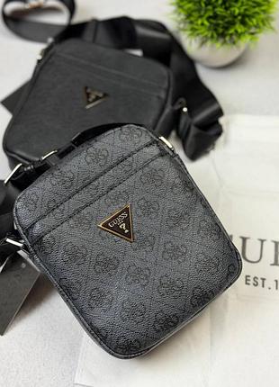 Чоловіча сумка guess