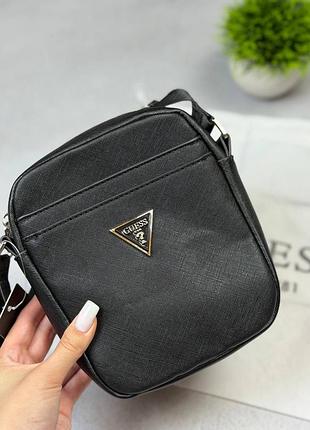 Чоловіча сумка guess в чорному кольорі