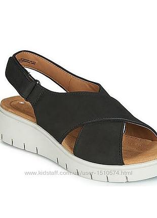 Р.37,38.5,39 clarks нубуковые босоножки оригинал