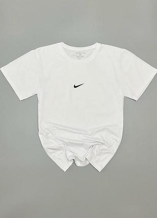 Футболка nike біла