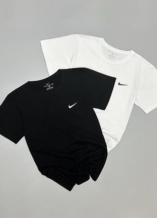 Футболка белая + футболка черная nike