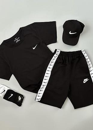 Футболка чорна nike + шорти nike lampas + кепка + шкарпетки в подарунок