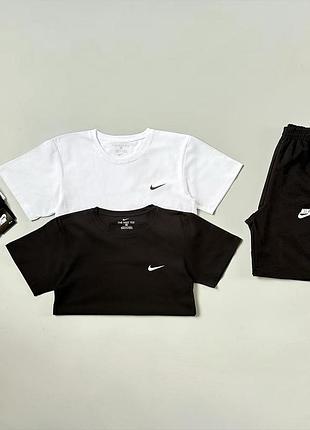 Футболка черная nike + футболка белая nike + шорты nike lampas + носки в подарок