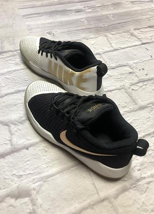 Кроссовки — nike team hustle quick 2 , размер 38
