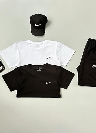 Футболка черная nike + футболка белая nike + шорты nike lampas + кепка в подарок + носки в подарок