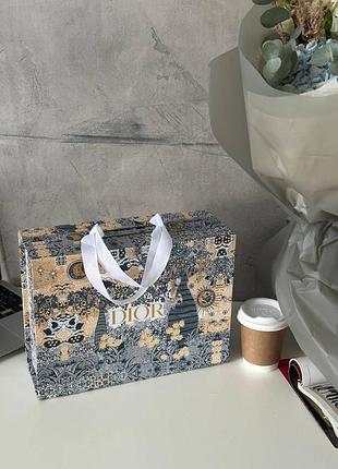 Коробка магнит dior 30 х 22 х 10.5 см