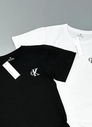 Футболка(белая)+футболка(черная) calvine klein