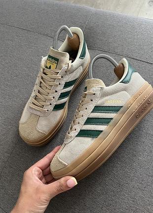 Шикарні кросівки adidas gazelle