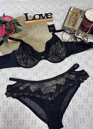 Шикарний комплект hunkemoller