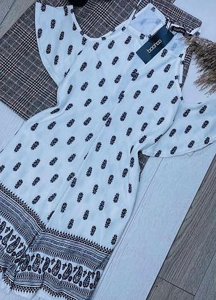 Новий літній комбінезон boohoo s m короткий комбінезон з шортами білий комбінезон трикотажний жіночий комбінезон