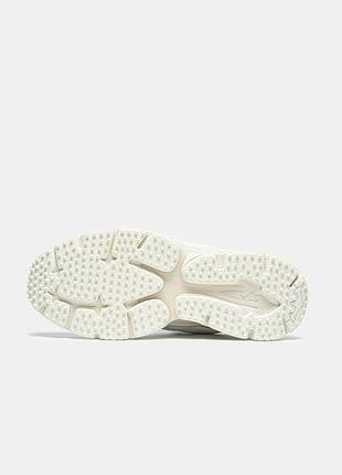 Right back white 3
