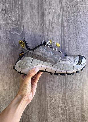 Кросівки reebok  унісекс розмір 9