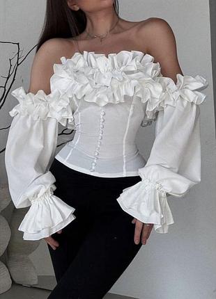 Блуза з рюшами