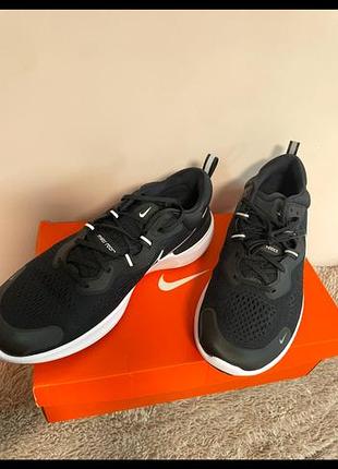 Кросівки nike. розмір 48,5