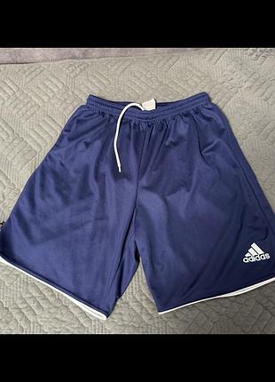 Чоловічі шорти adidas