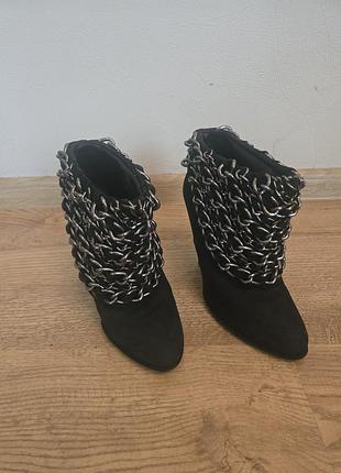 Ботильоны zara замшевые